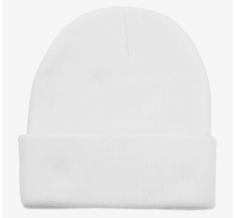 White Beanie – Clean Minimalist Look